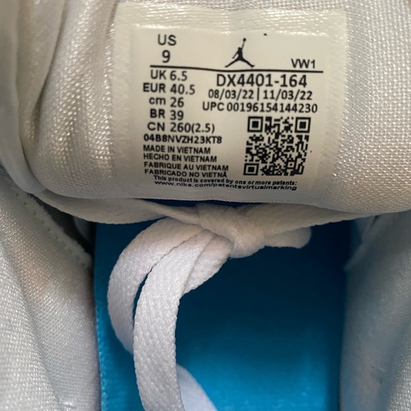 Womens Air Jordan 2 Retro Low Size 9 White - Picture 3 of 5